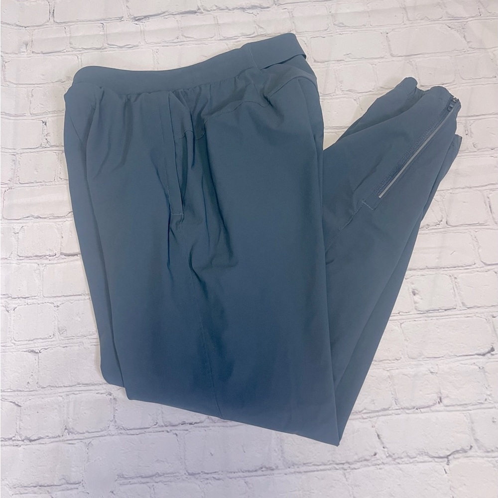 Lululemon Surge Jogger pants XS